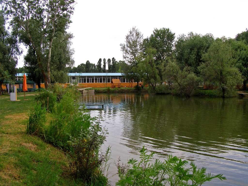 Holiday Park Dunay Kyslytsya Exteriér fotografie