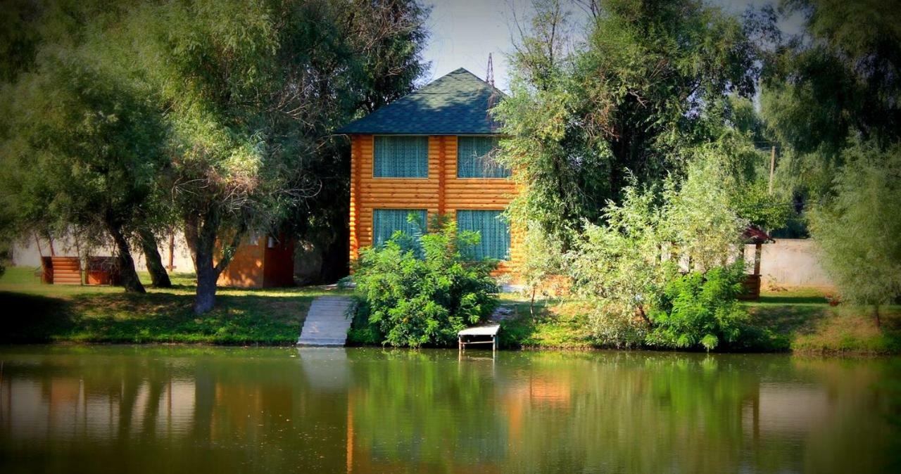 Holiday Park Dunay Kyslytsya Exteriér fotografie